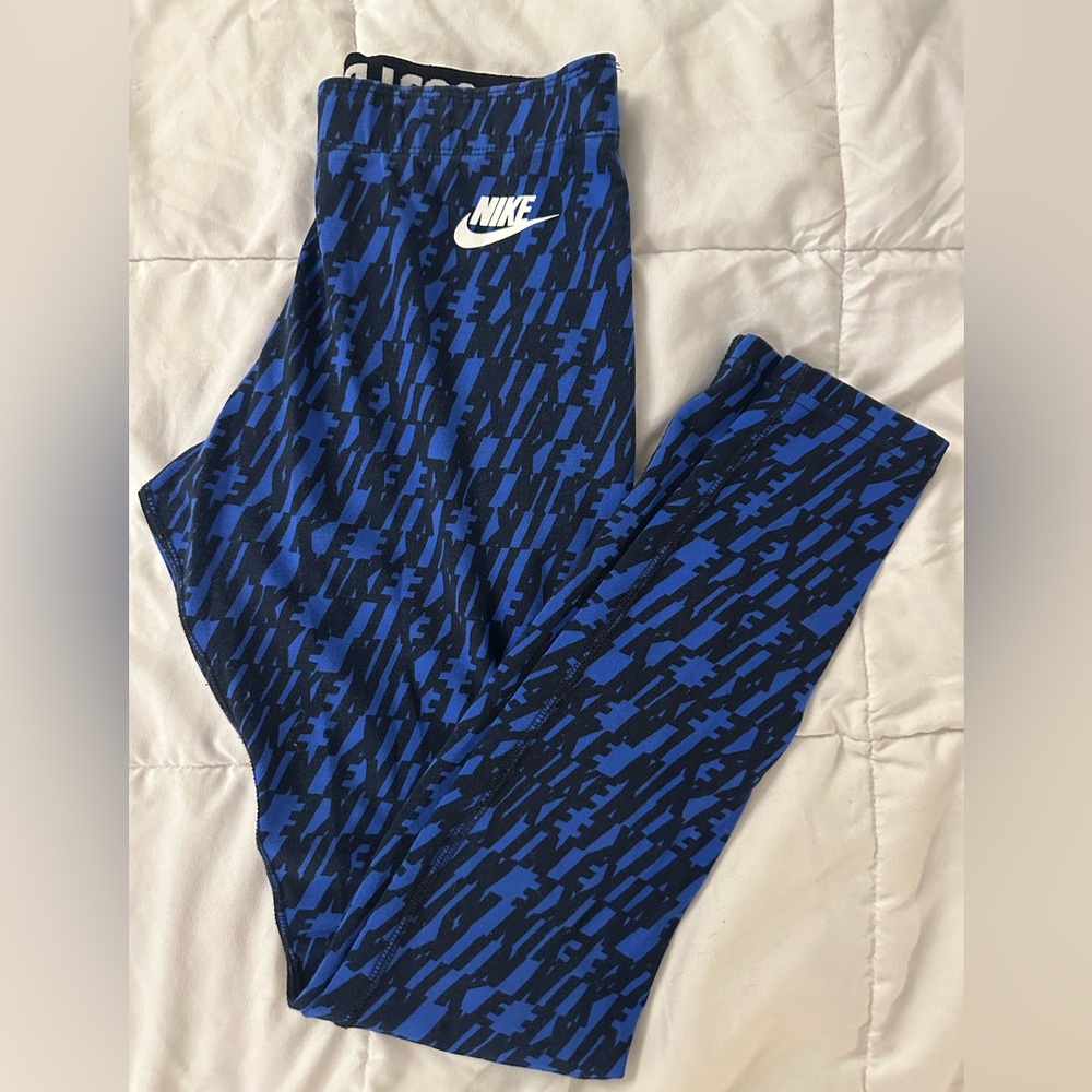 Nike Leggings in Vibrant Blue and Black
